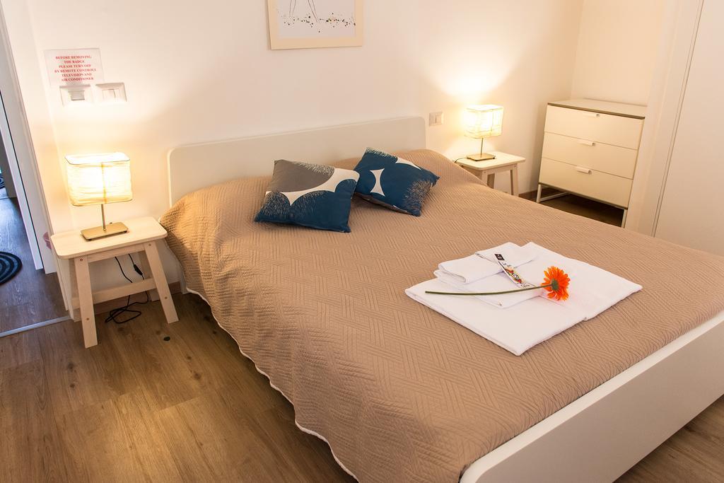 Via Colombo Holiday Rooms La Spezia Room photo